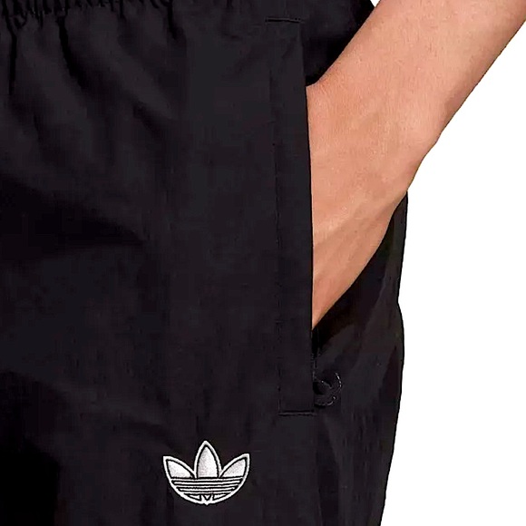 ADIDAS ORIGINALS Men's Joggers Black Track Pants Sz Medium BRAND NEW! - Picture 4 of 16